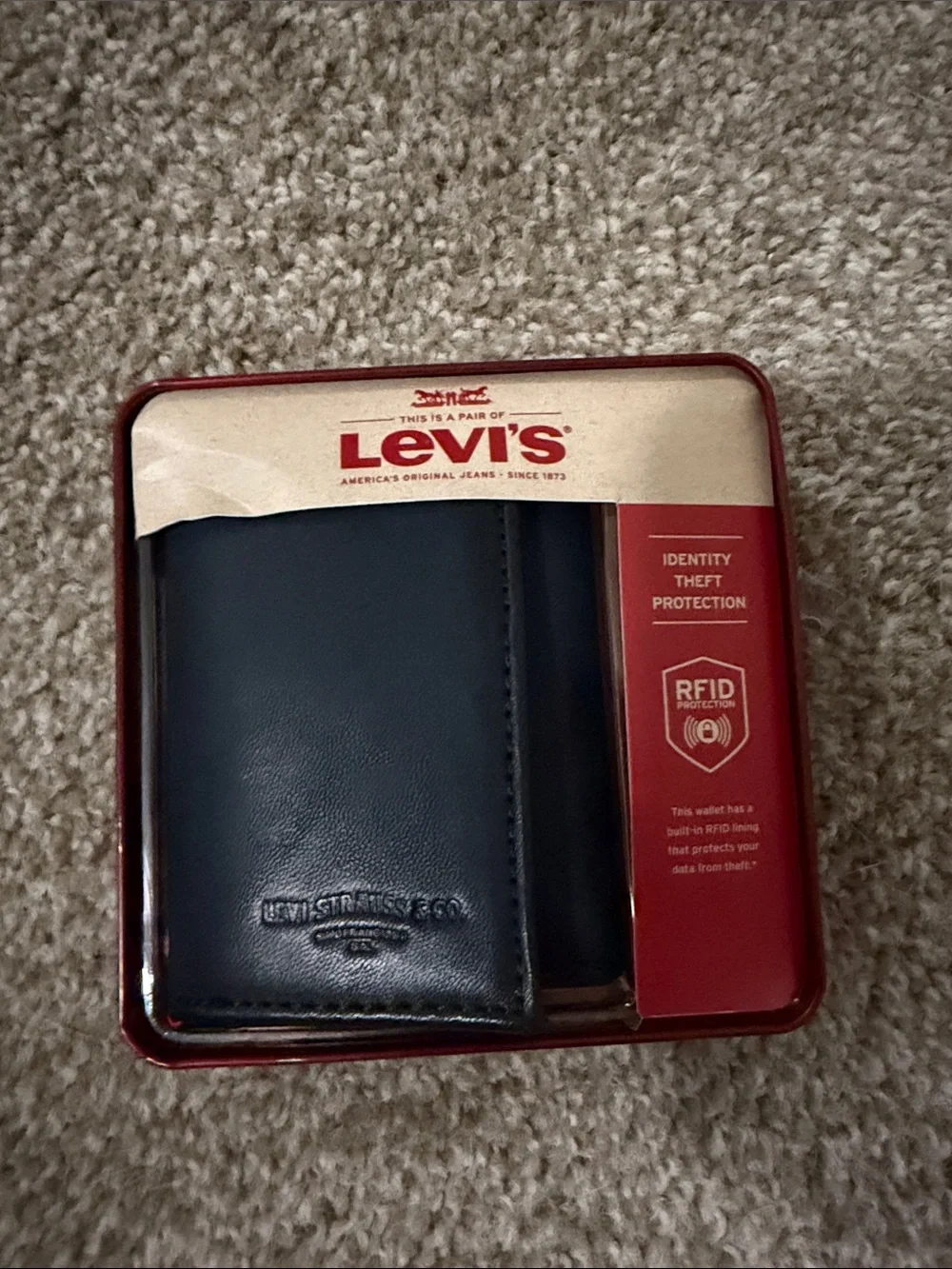Levi's Black Men's Bifold Wallet
